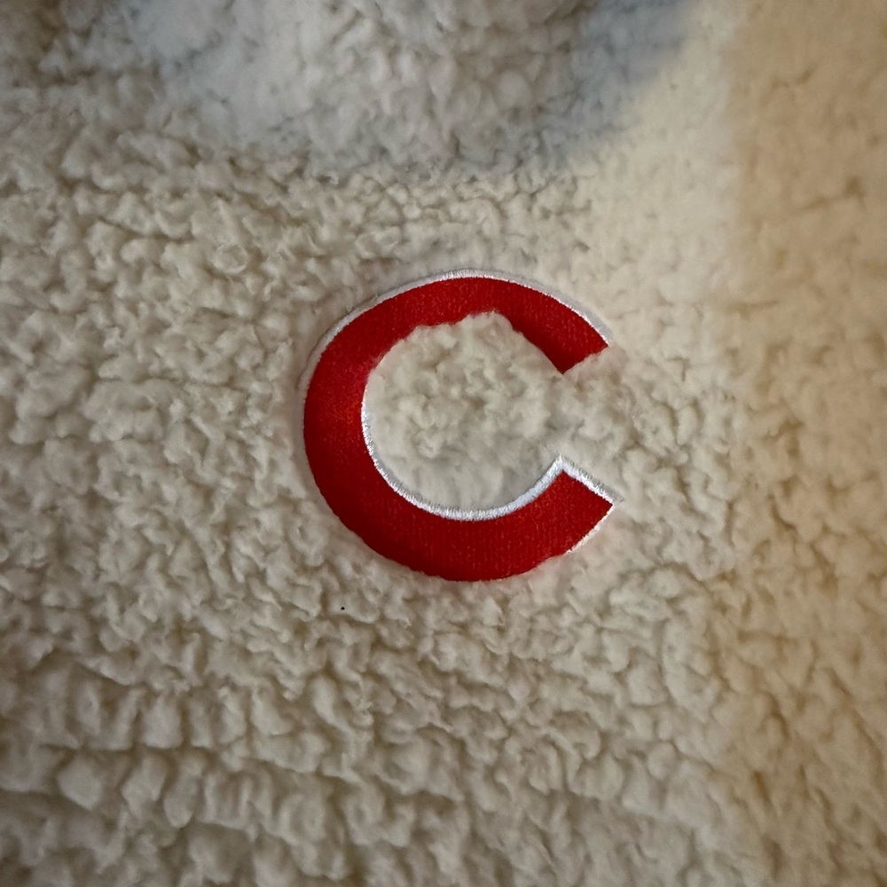 Chicago Cubs WEAR by Erin Andrews Women's Sherpa Quarter-Zip Hoodie - Cream - Picture 10 of 10